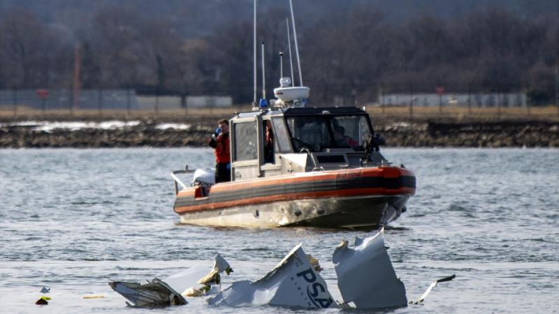 Felfedezték a Potomac folyó mélyén a lezuhant utasszállító repülőgép feketedobozait.