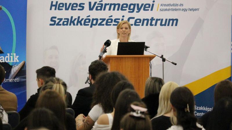 Sokan rendelkeznek a vállalkozói szellem különleges képességeivel, és mi abban segítünk, hogy ezt a potenciált maximálisan kiaknázhassák.