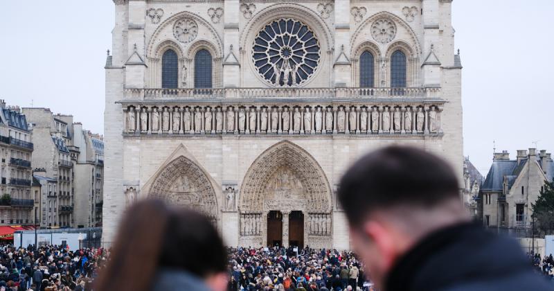 Egészen különleges, eddig ismeretlen illusztrációk bukkantak fel a Notre Dame-ról.