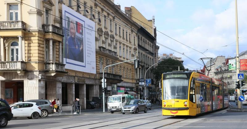 Íme, milyen formát ölt majd az új nagykörúti kerékpáros sáv!