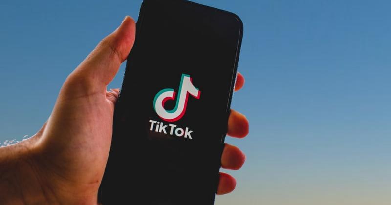 Közel egy hónap kihagyás után újra elérhetővé vált a TikTok az Egyesült Államokban.