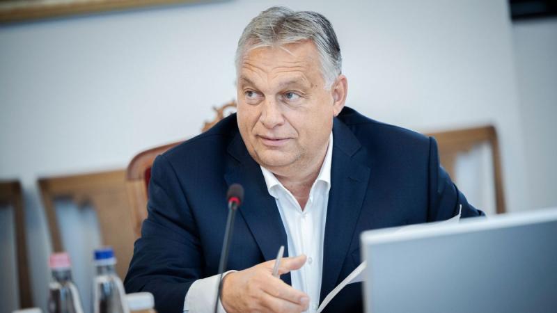 Orbán Viktor péntek reggel a Kossuth rádió hullámhosszán lép a nyilvánosság elé, hogy fontos bejelentésekkel szolgáljon.
