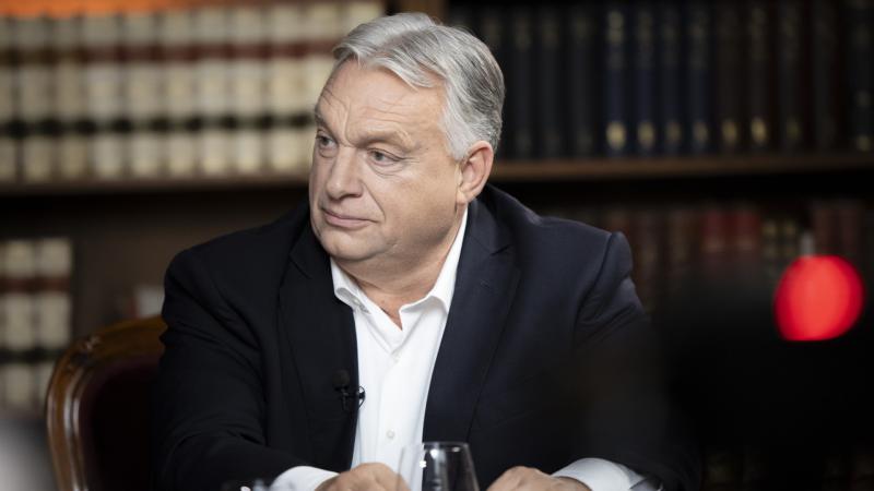 A kormány 14. havi nyugdíjat ígér a nyugdíjasoknak, és mi alaposan megvizsgáltuk, milyen hatással lenne ez a nyugdíjasok életére, valamint az ország költségvetésére. Az előnyök és hátrányok pontos számszerűsítése segít megérteni, hogy ez a lépés hogyan fo