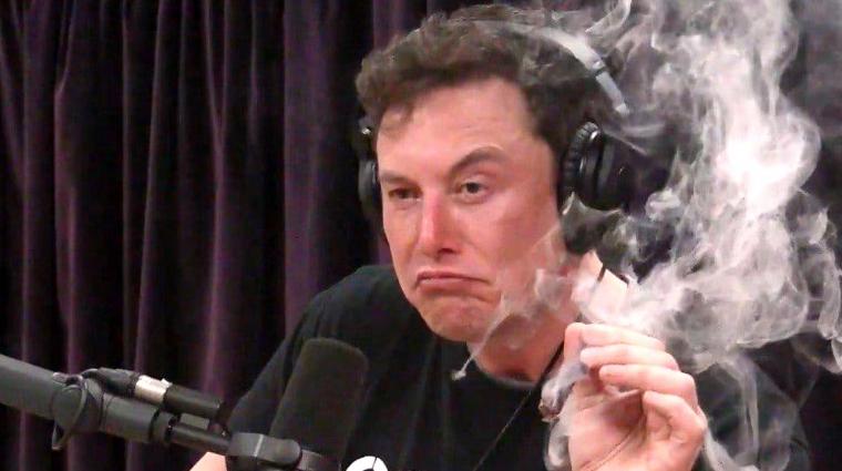 Elon Musk azt ígéri, hogy az év végére megérkeznek a repülő autók, amelyek forradalmasítják a közlekedést.