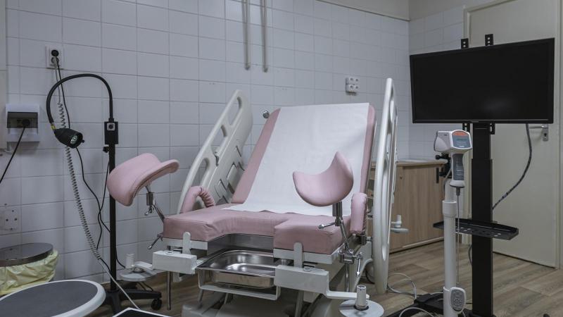 Sokan csak a nehézségek idején találkoznak a nőgyógyászukkal, ráadásul a szexuálisan aktív magyar fiatalok közel fele még sosem vett részt vizsgálaton.