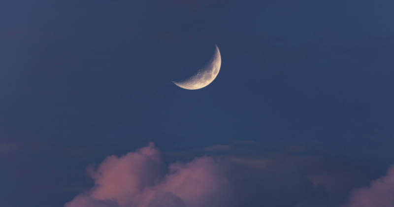 Napi horoszkóp, 2025. november 14.: A Skorpió számára ez a nap különleges jelentőséggel bírhat, hiszen úgy tűnhet, hogy egy új fejezet kezdődik az életében. Az átalakulás és megújulás energiái körülötte áramlanak, lehetőséget adva arra, hogy elengedje a m